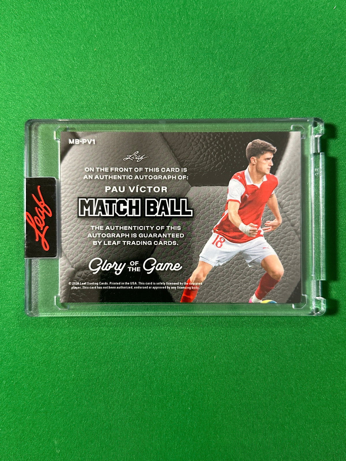 Pau Víctor Autograph 1/10 S.C. Braga Leaf Glory of the Game 2026 football card back