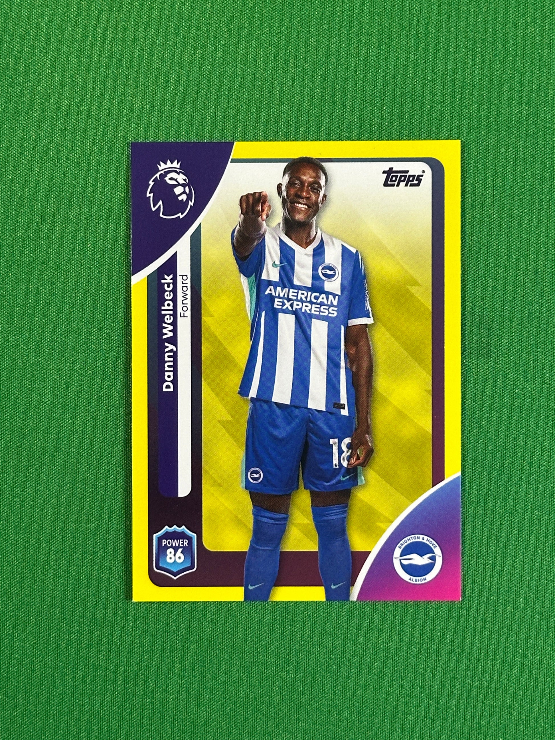Danny Wellbeck Yellow Parallel Base - Topps Premier League 2026
