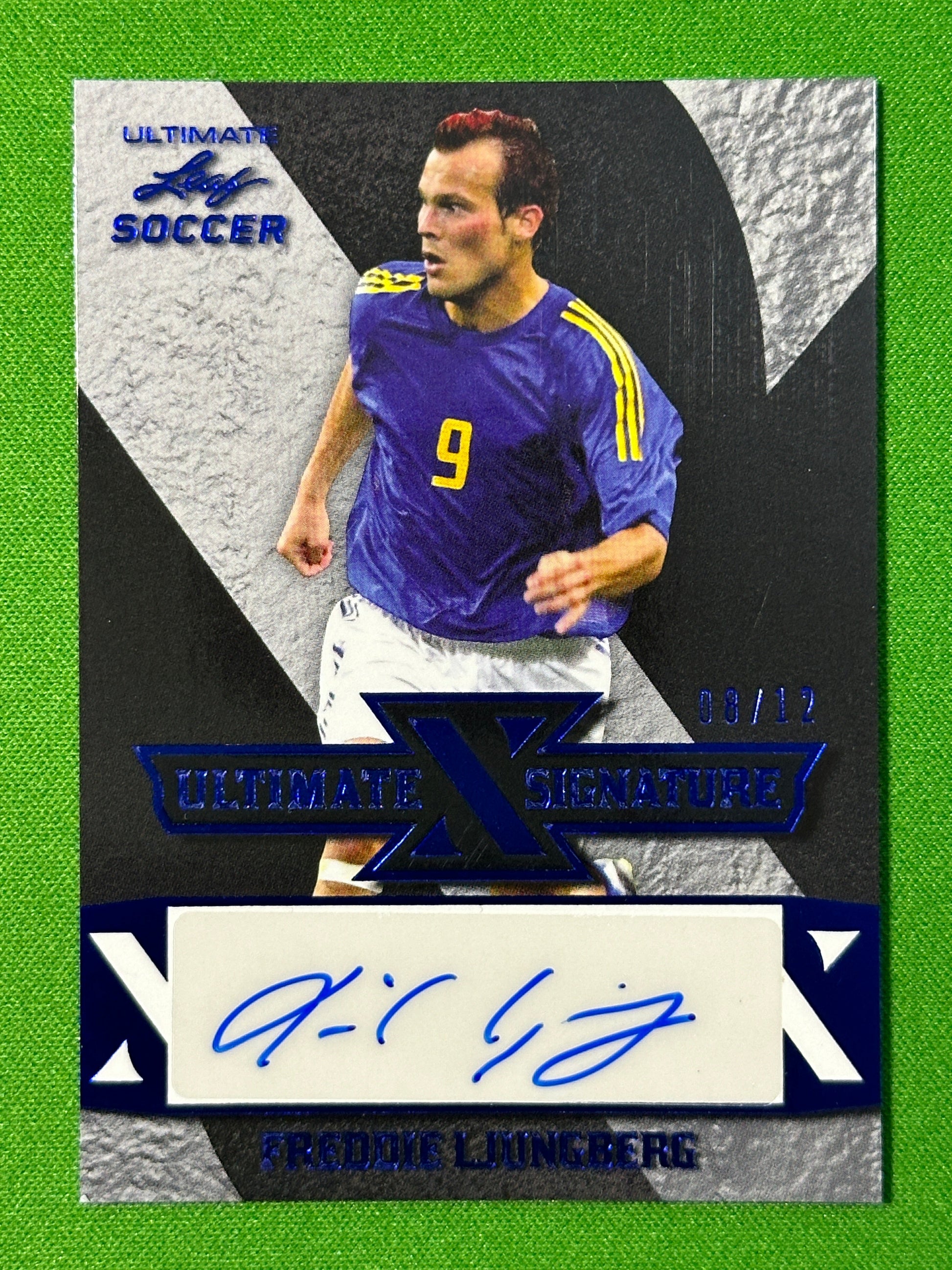 Freddie-Ljungberg-Autograph-08-12-Leaf-Ultimate-Soccer-20222