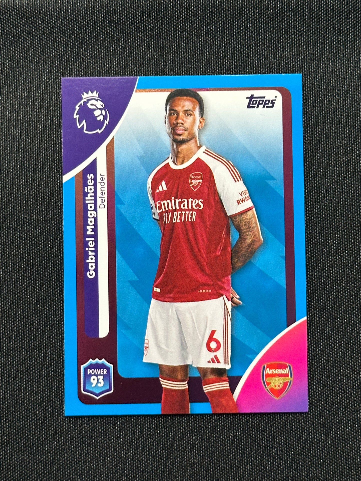 Gabriel Magalhaes Blue Parallel Base - Topps Premier League 2026