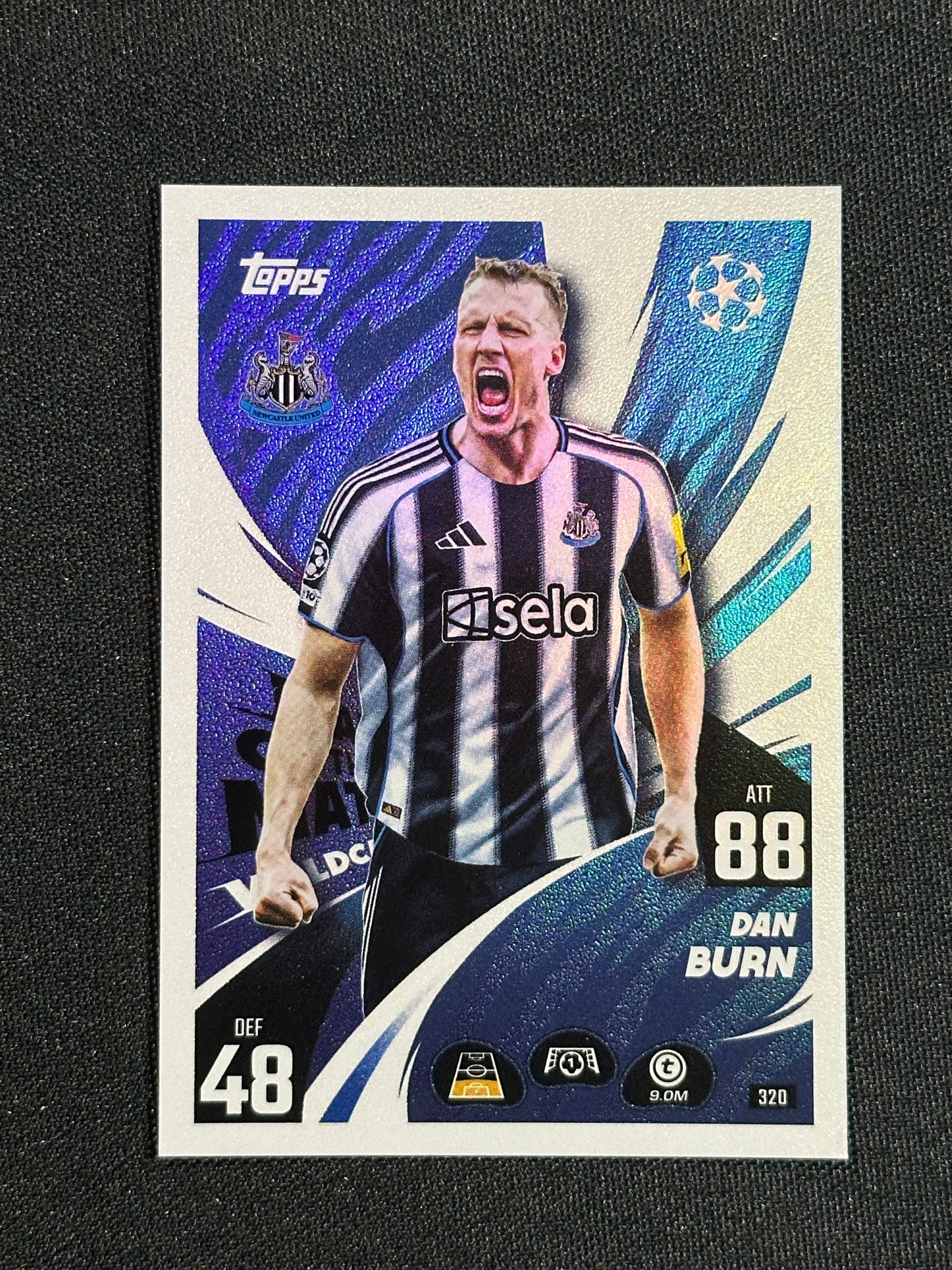 320 Dan Burn Newcastle United Base - Topps Match Attax 2025/26
