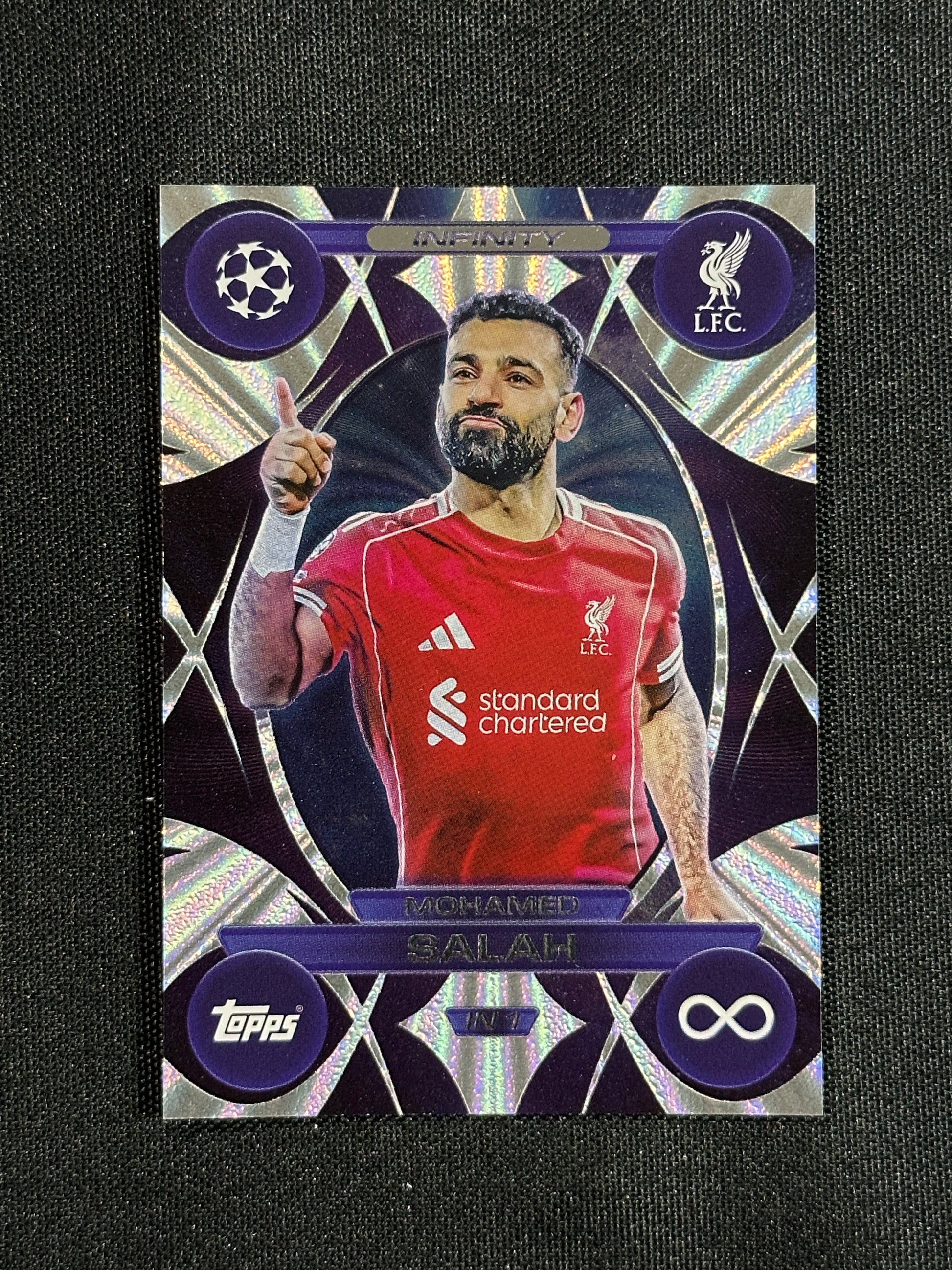 IN 1 Mohamed Salah Liverpool Infinity - Topps Match Attax 2025/26