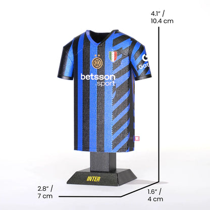 Inter 24/25 Home Jersey collectible, made from metal, with measurements in centimetres