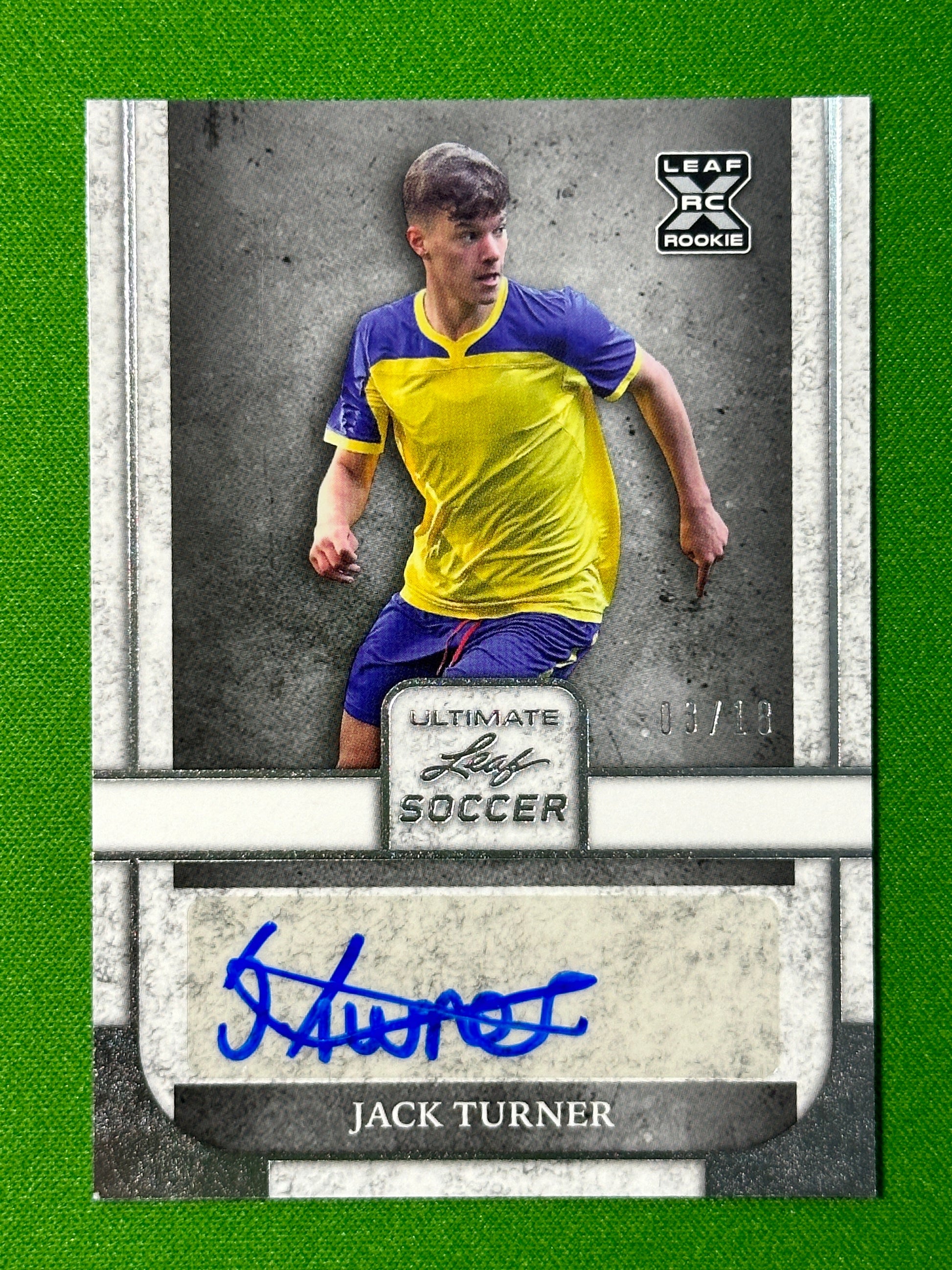 Jack-Turner-Autograph-03-18-Rookie-Leaf-Ultimate-Soccer-20222