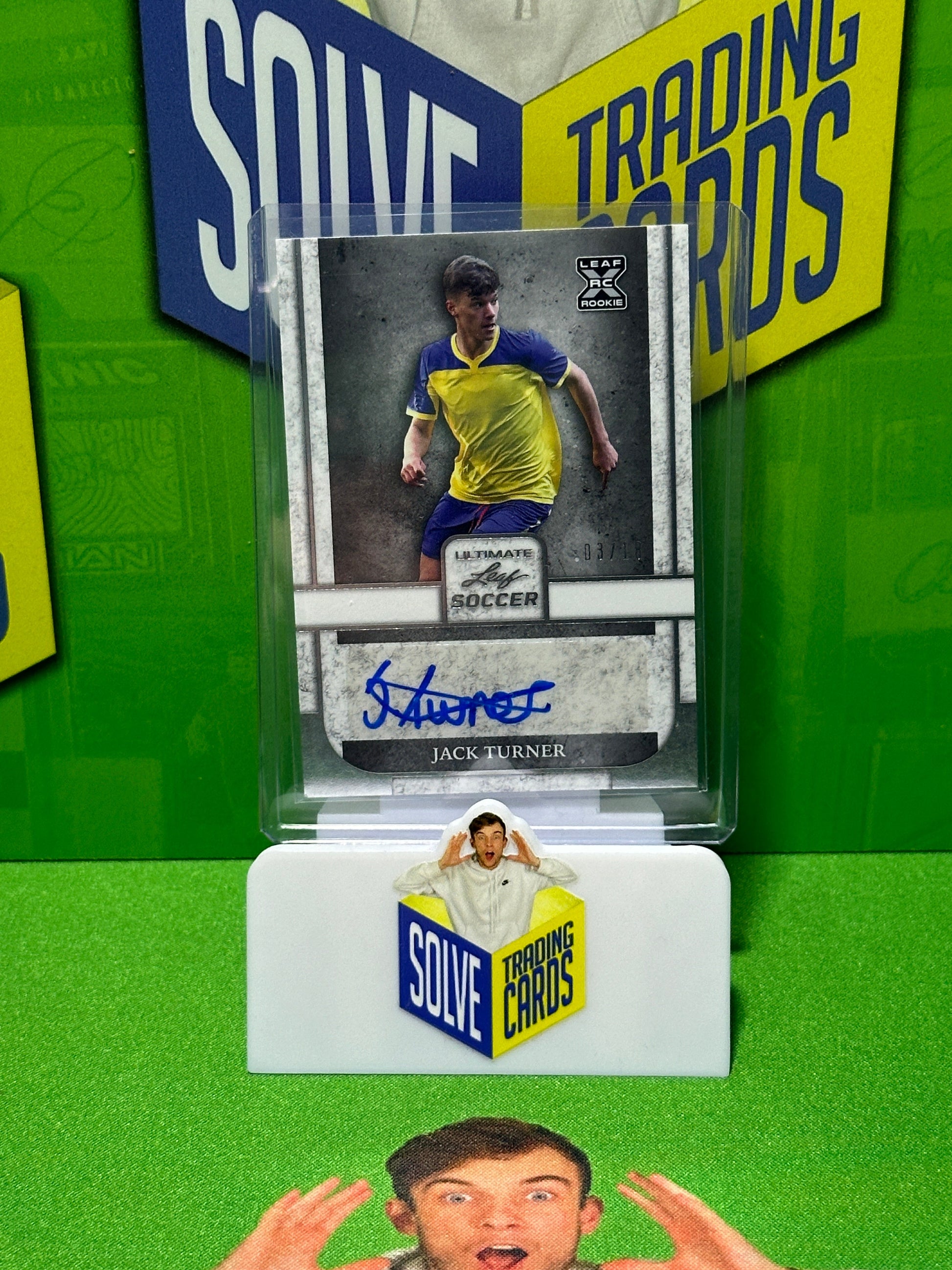 Jack-Turner-Autograph-03-18-Rookie-Leaf-Ultimate-Soccer-2022