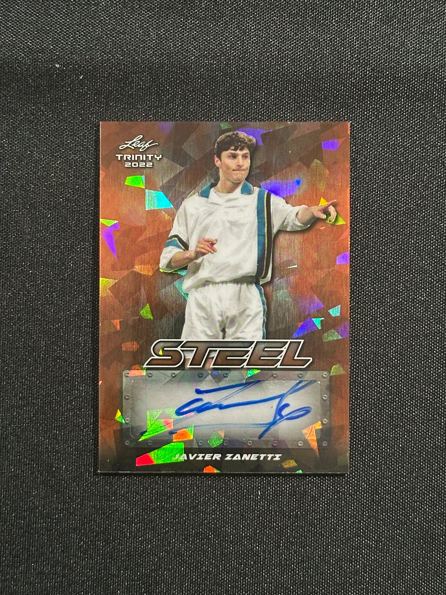 Javier Zanetti Autograph 1/2 - Leaf Trinity 2022