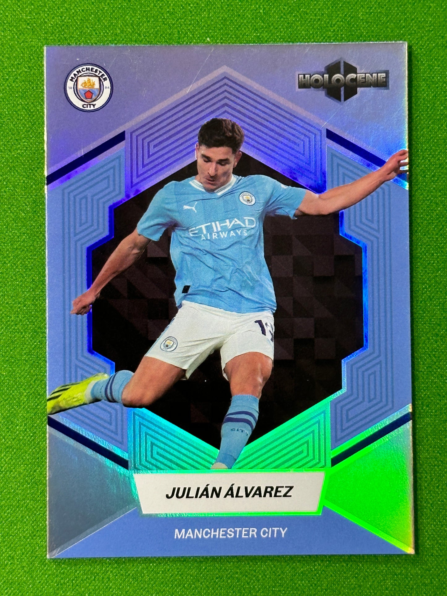 Julian Alvarez 56/199 - DAKA Manchester City Holocene 2023/224 Front