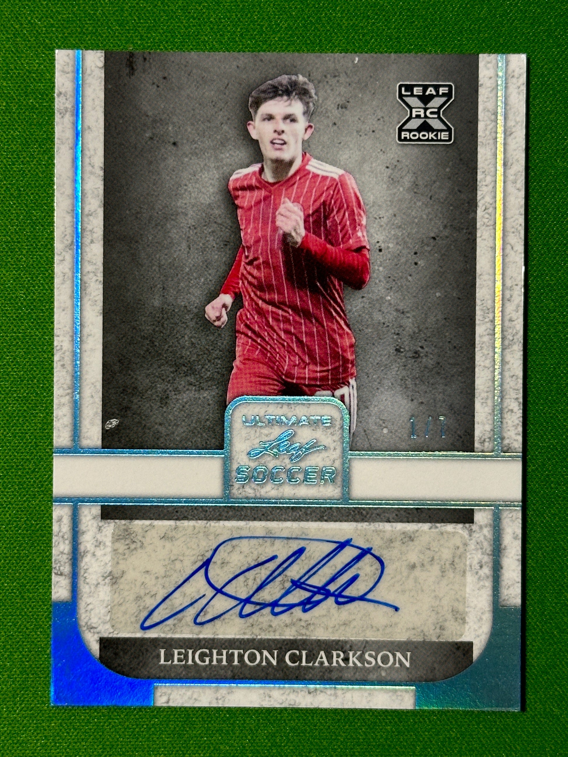 Leighton-Clarkson-Autograph-1-7-Rookie-Leaf-Ultimate-Soccer-20222
