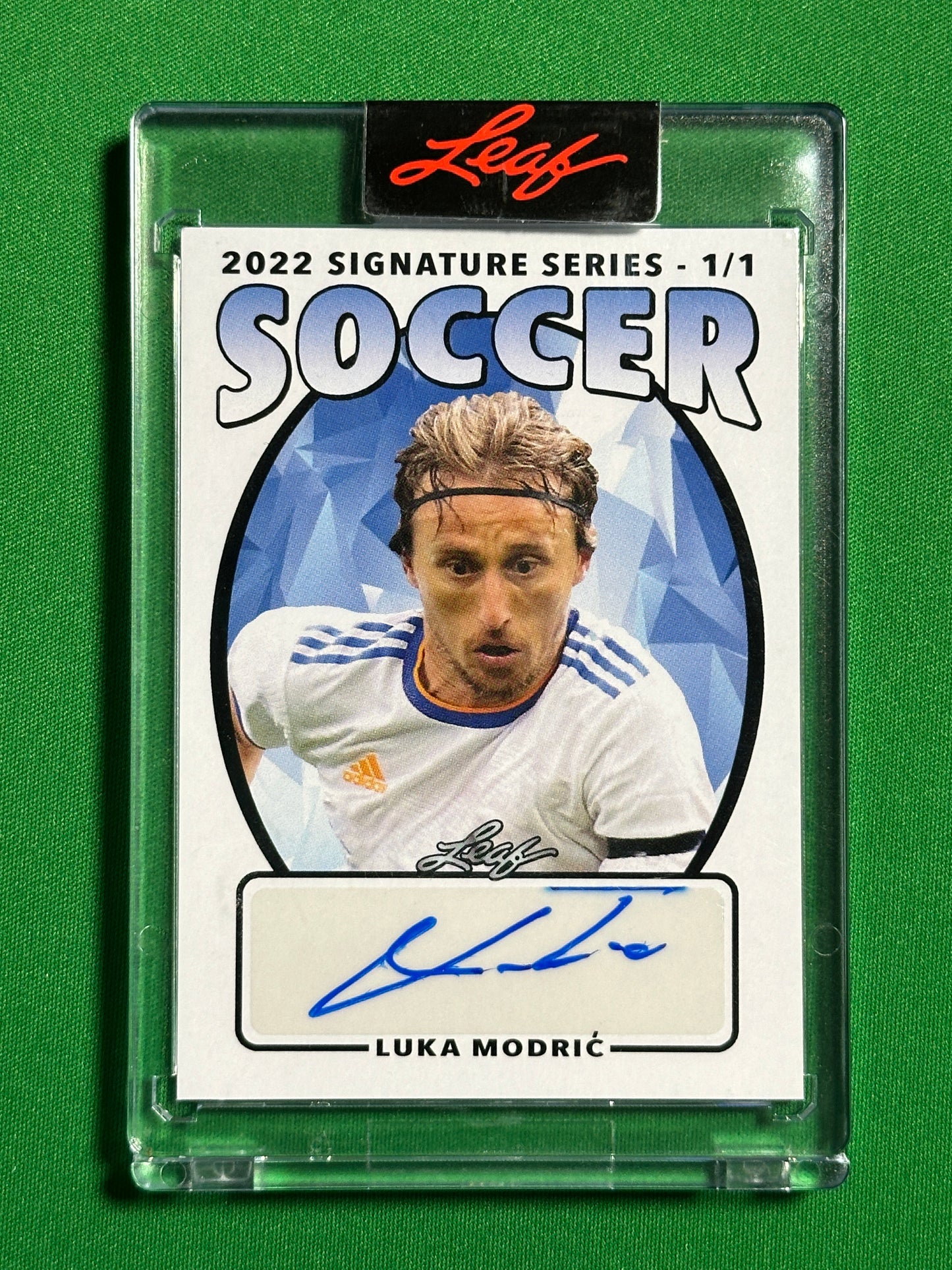 Luka Modric 1/1 One of One - Leaf Signature Series 2022 Front