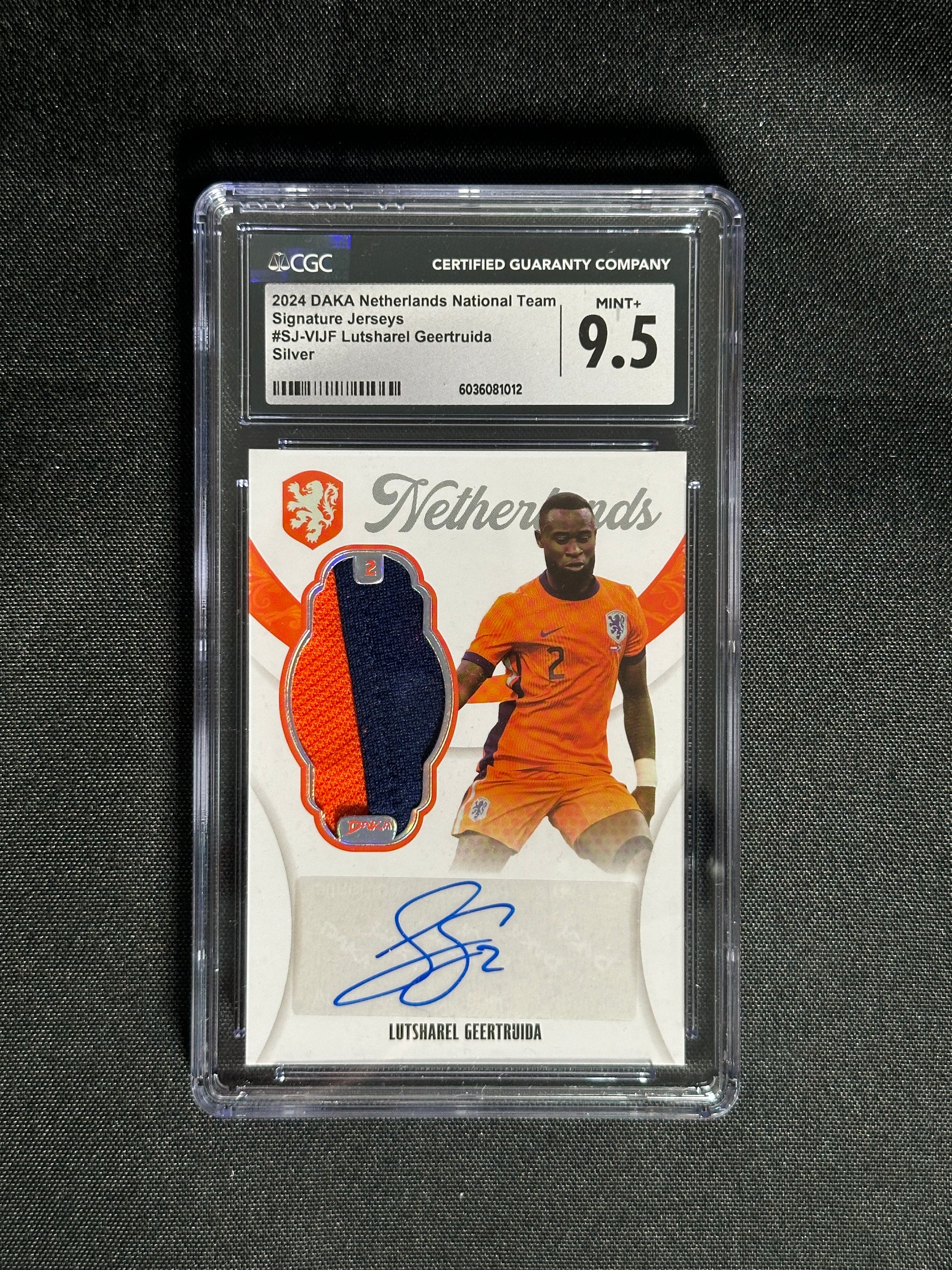 Lutsharel Geertruida Autograph Patch 15/40 - DAKA Netherlands 2024