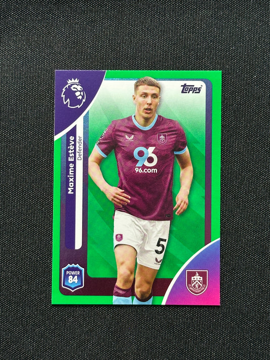Maxime Esteve Green Parallel Base - Topps Premier League 2026