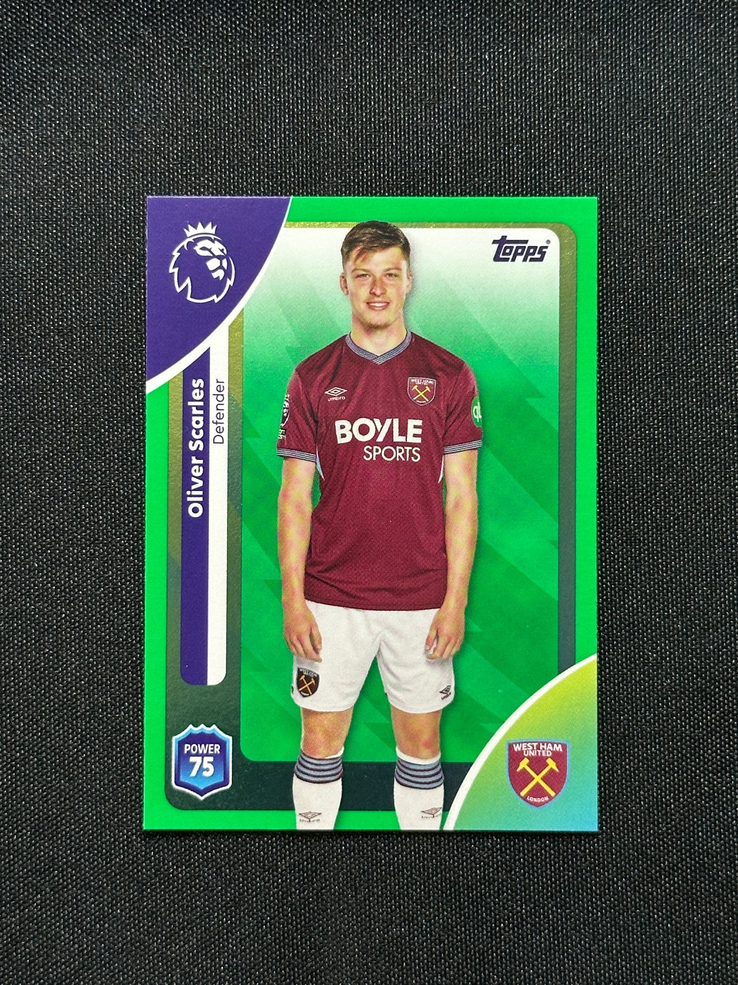 Oliver Scarles Green Parallel Base - Topps Premier League 2026