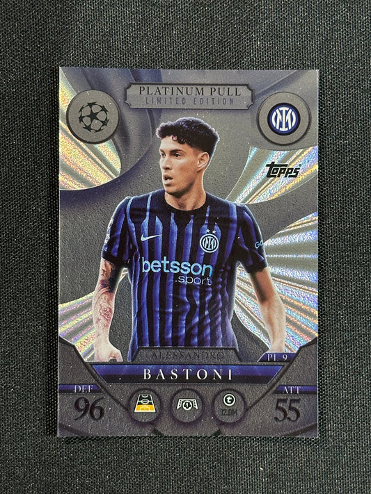 PL 9 Alessandro Bastoni Inter Milan Platinum Pull - Topps Match Attax 2025/26