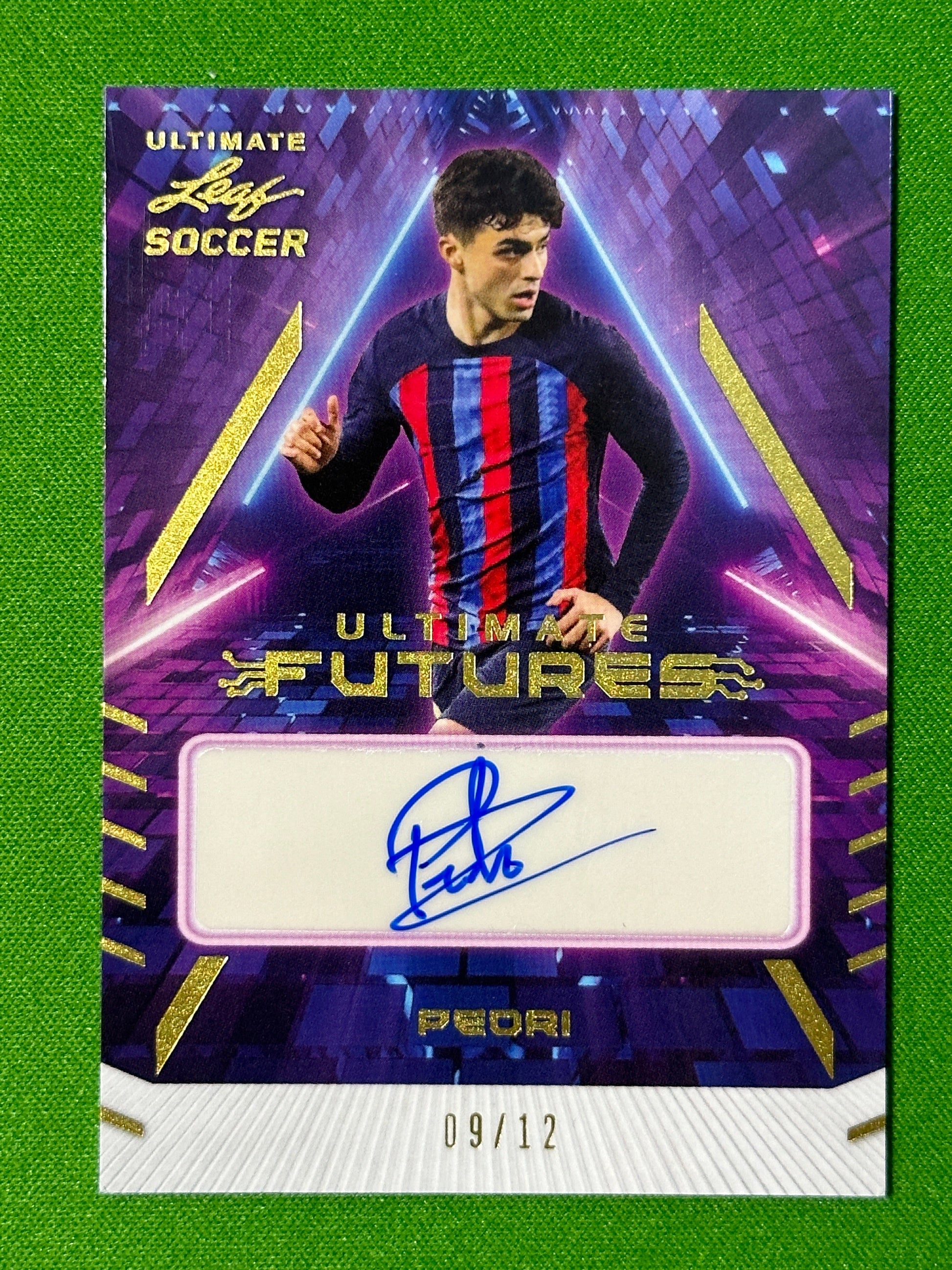 Pedri-Autograph-09-12-Leaf-Ultimate-Soccer-20222