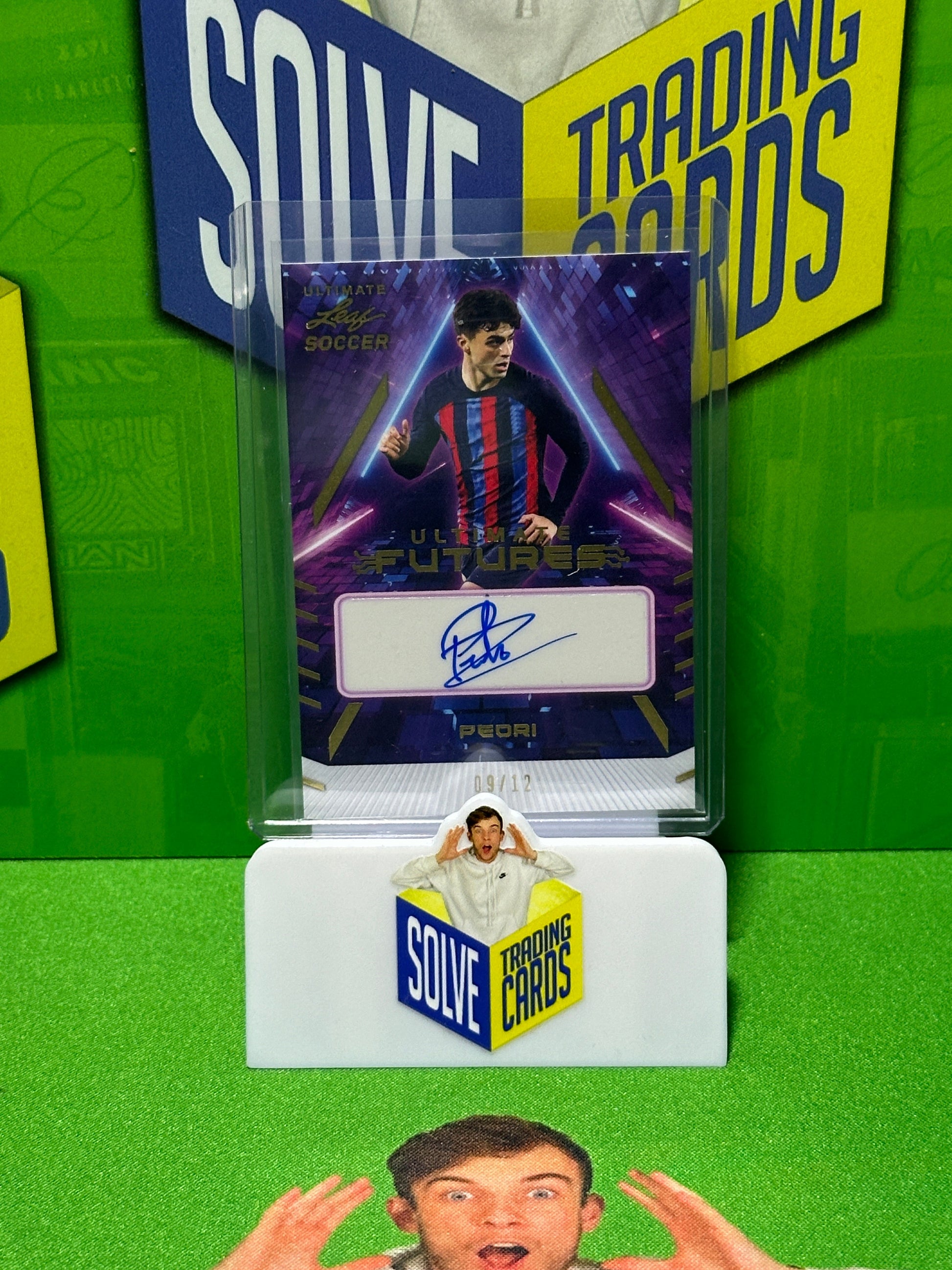 Pedri-Autograph-09-12-Leaf-Ultimate-Soccer-2022