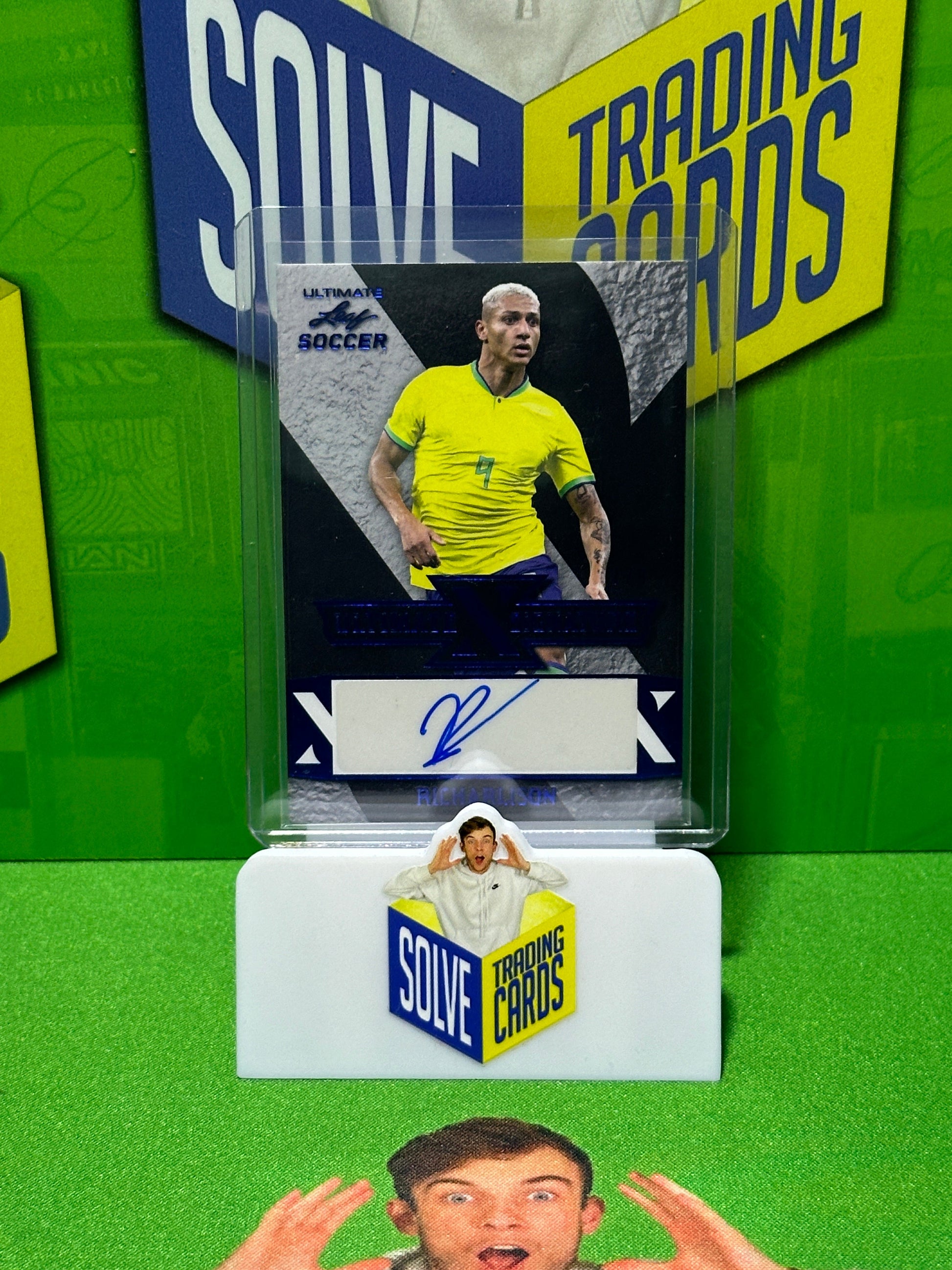 Richarlison-Autograph-1-8-Leaf-Ultimate-Soccer-2022