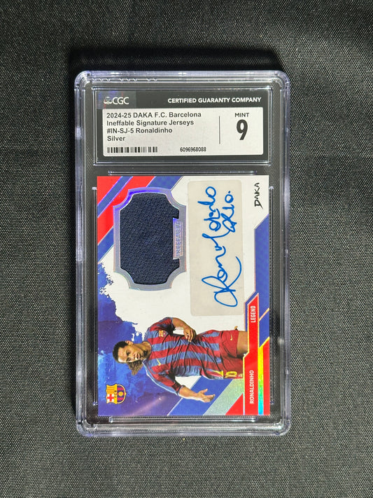 Ronaldinho Autograph 7/25 - DAKA Barcelona 2024/25