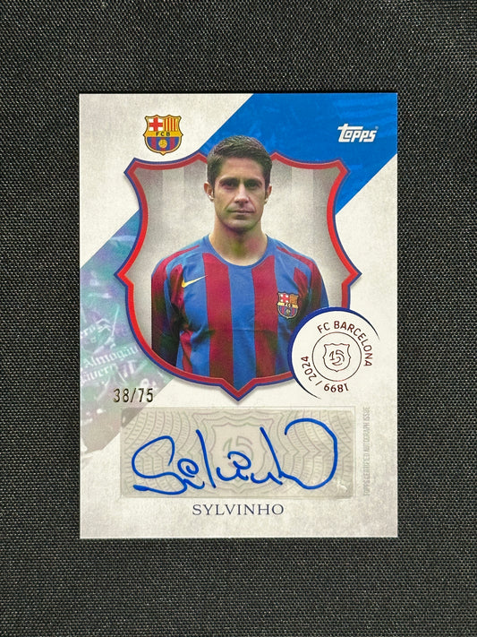 Sylvinho Autograph 38/75 - Topps Barcelona 125