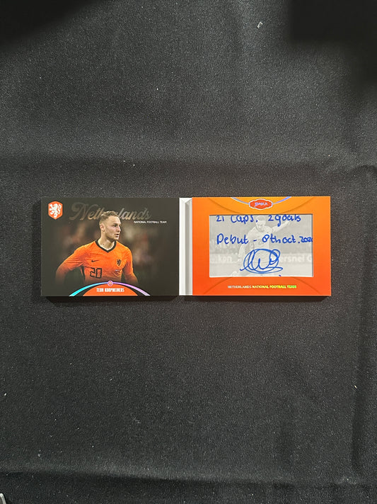 Teun Koopmeiners Autograph Booklet 47/50 - DAKA Netherlands 2024
