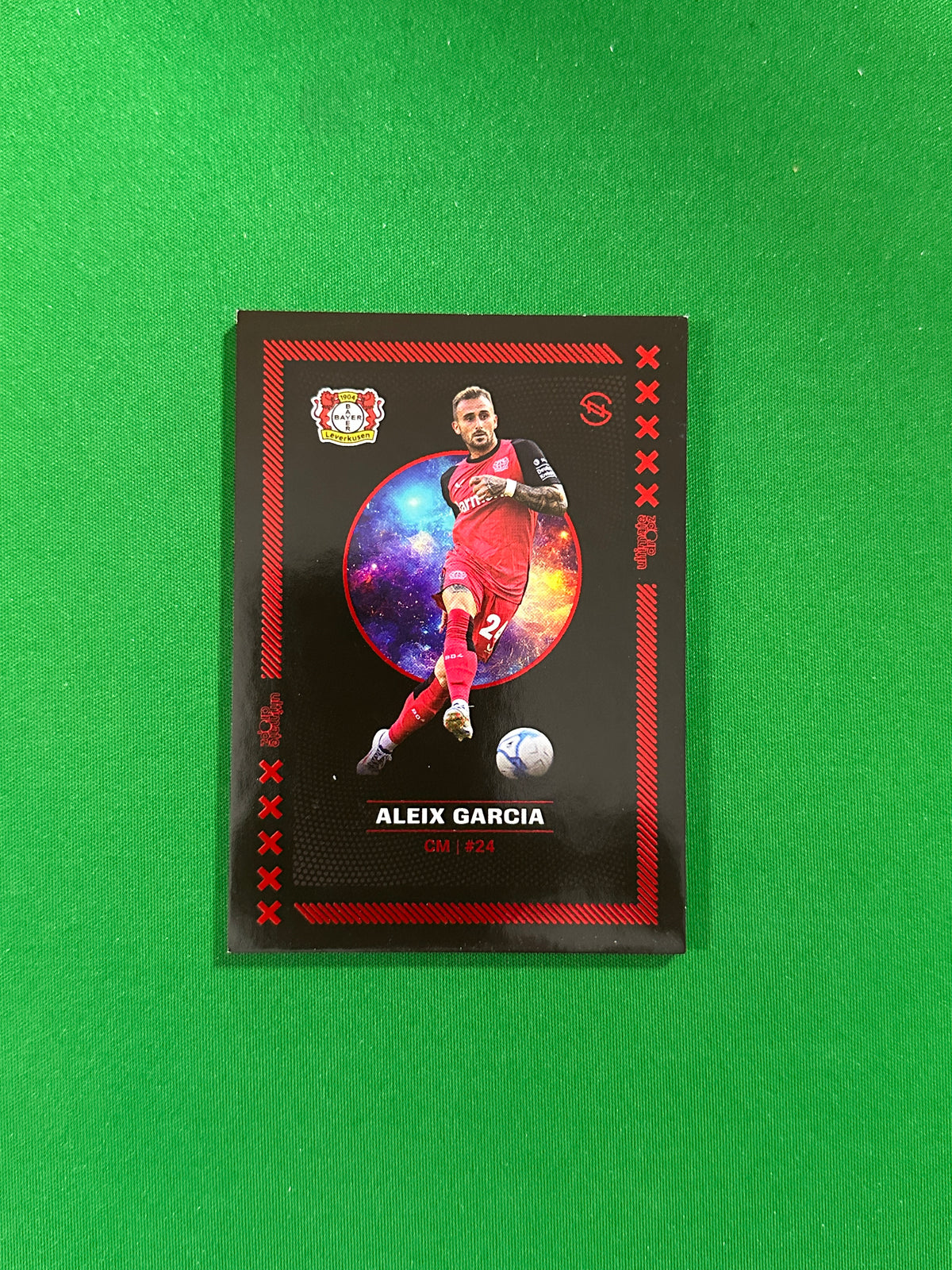 Aleix Garcia Numbered Parallel 08/27 - Ultimate Dropz Bayer 04 Leverkusen Supernova 2024 - front