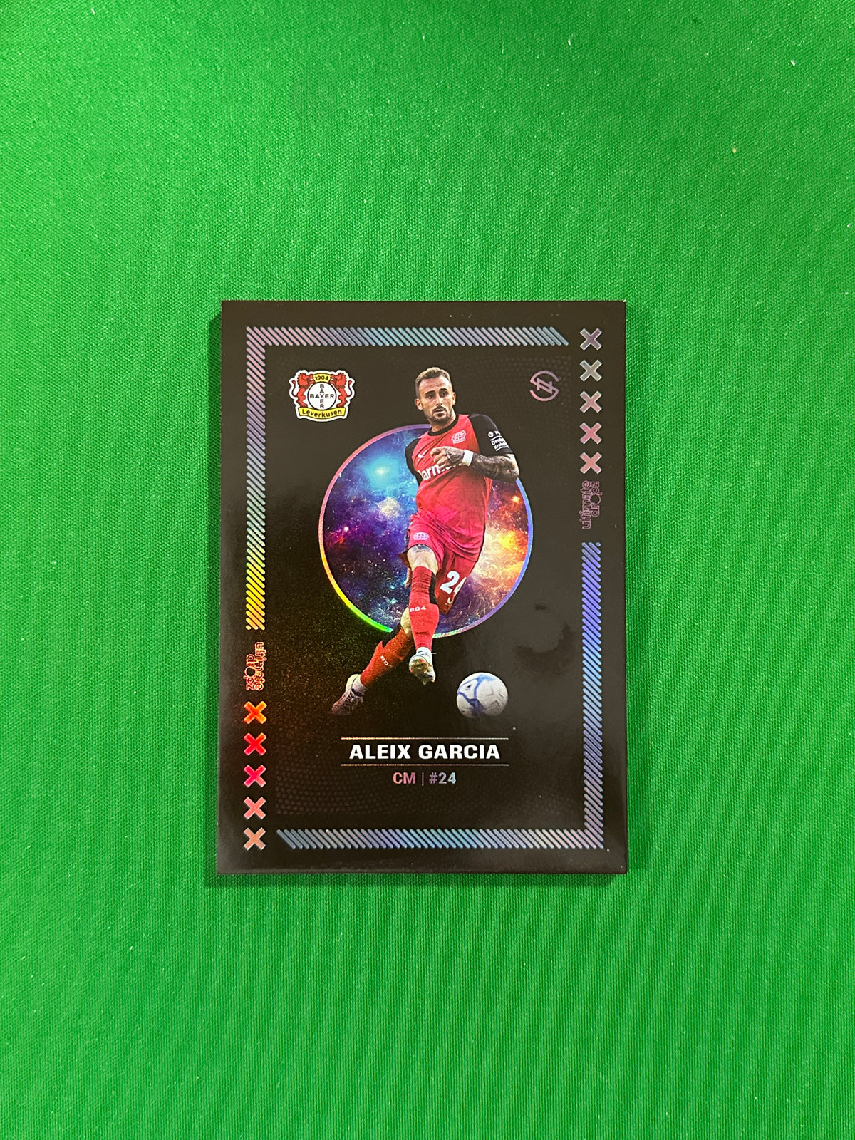 Aleix Garcia Numbered Parallel 53/99 - Ultimate Dropz Bayer 04 Leverkusen Supernova 2024 - front
