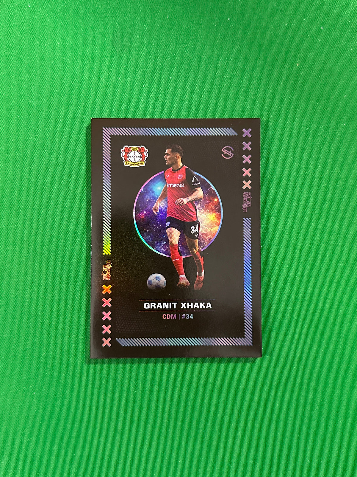 Granit Xhaka Numbered Parallel 93/99 - Ultimate Dropz Bayer 04 Leverkusen Supernova 2024 - front
