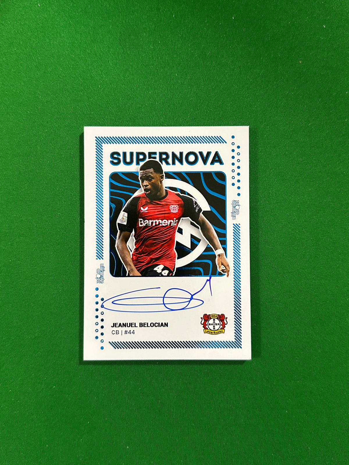 Jeanuël Belocian On-card Autograph 04/05 - Ultimate Dropz Bayer 04 Leverkusen Supernova 2024 - front