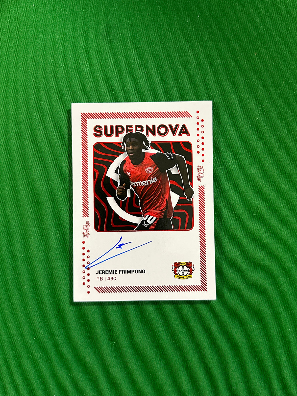 Jeremie Frimpong On-card Autograph 07/10 - Ultimate Dropz Bayer 04 Leverkusen Supernova 2024 - front