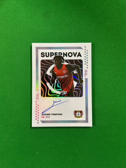 Jeremie Frimpong On-card Autograph 20/26 - Ultimate Dropz Bayer 04 Leverkusen Supernova 2024 - front