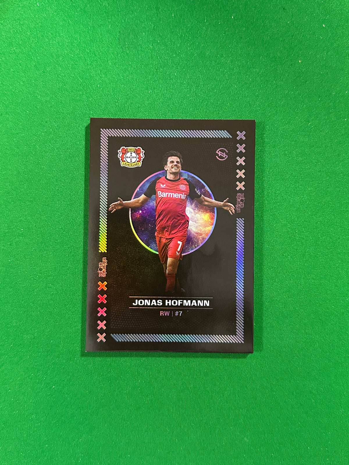 Jonas Hofmann Numbered Parallel 73/99 - Ultimate Dropz Bayer 04 Leverkusen Supernova 2024 - front