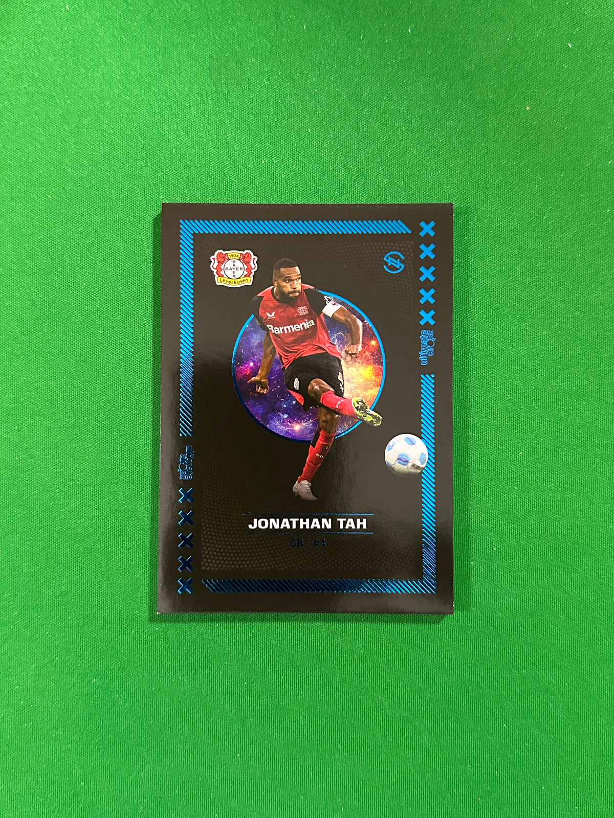 Jonathan Tah Numbered Parallel 05/05 - Ultimate Dropz Bayer 04 Leverkusen Supernova 2024 - front