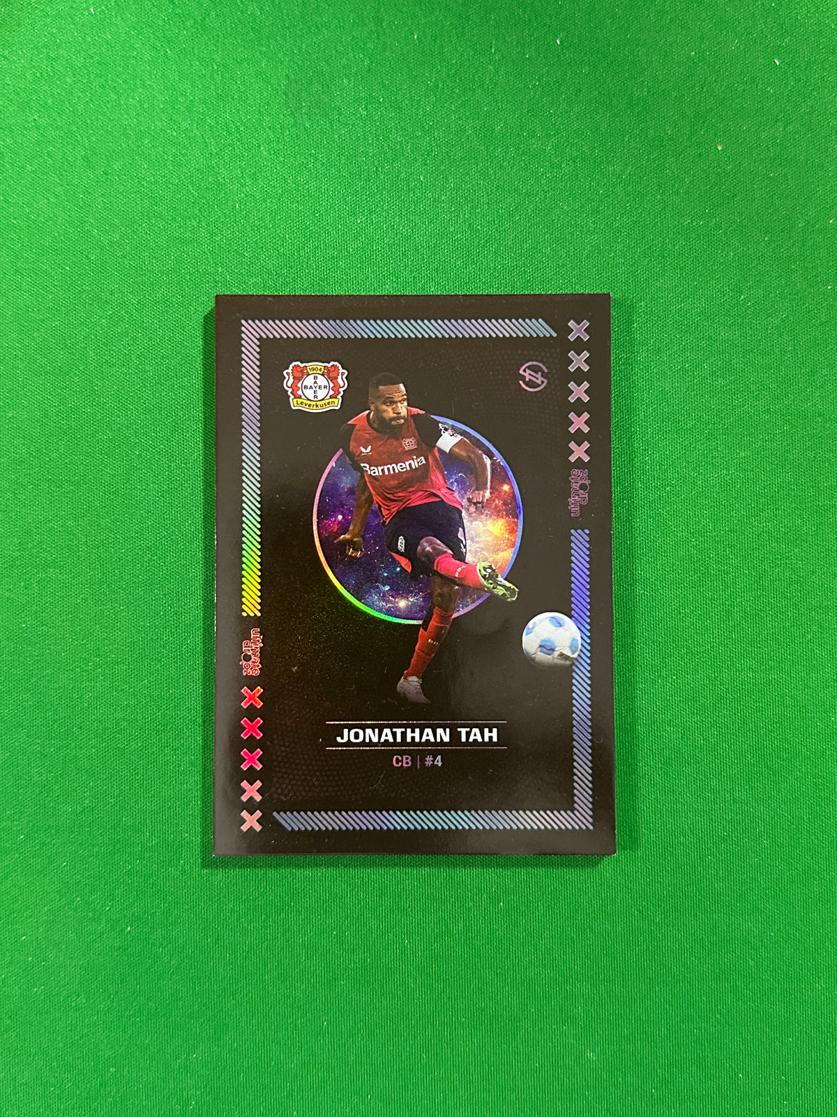 Jonathan Tah Numbered Parallel 48/99 - Ultimate Dropz Bayer 04 Leverkusen Supernova 2024 - front