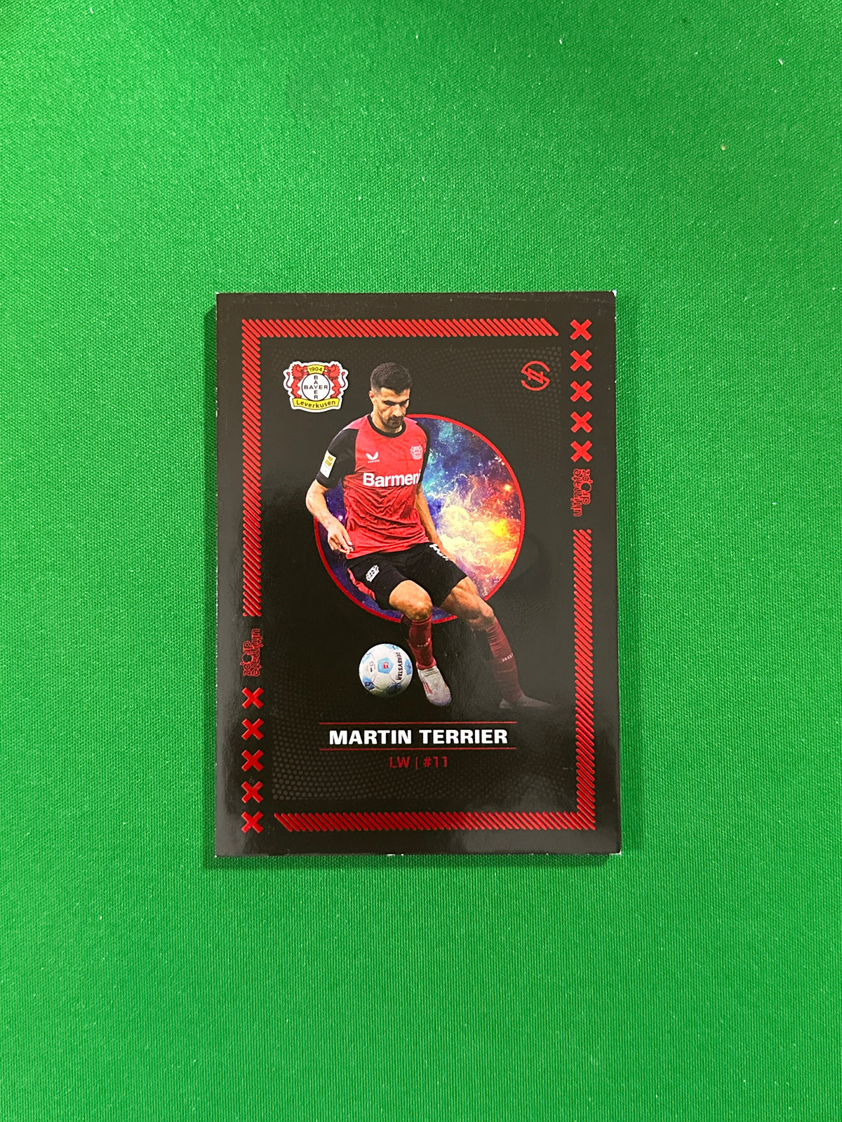 Martin Terrier Numbered Parallel 26/27 - Ultimate Dropz Bayer 04 Leverkusen Supernova 2024 - front
