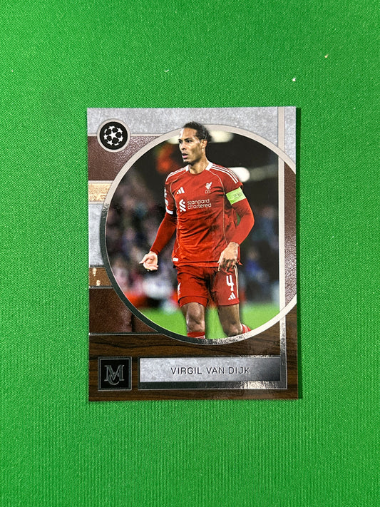 Virgil van Dijk Topps Museum UEFA 2025/26 #4 — front