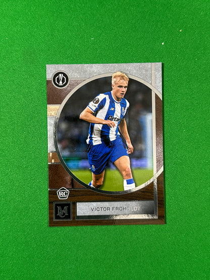 Victor Froholdt Topps Museum UEFA 2025/26 #25 — front