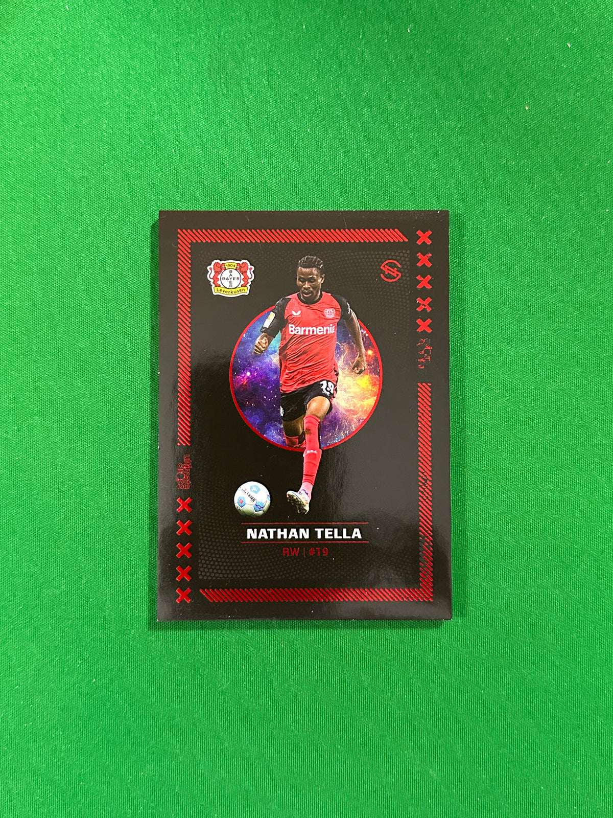 Nathan Tella Numbered Parallel 07/27 - Ultimate Dropz Bayer 04 Leverkusen Supernova 2024 - front